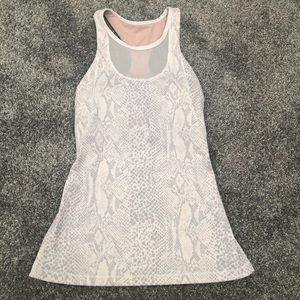 Lulu lemon workout tank